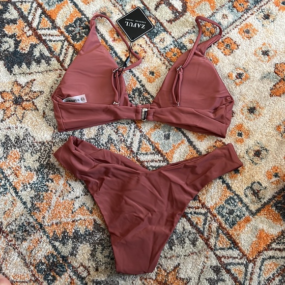 NWT Zaful Tie Knot Front Bikini - Picture 5 of 8